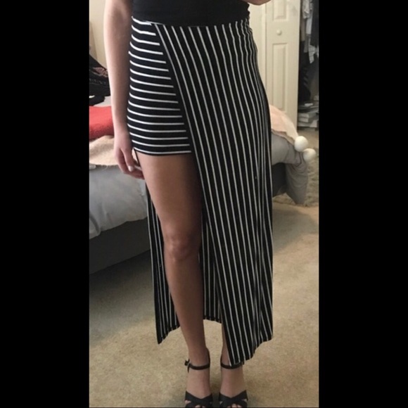 Solemio Dresses & Skirts - Black & white mini/maxi skirt